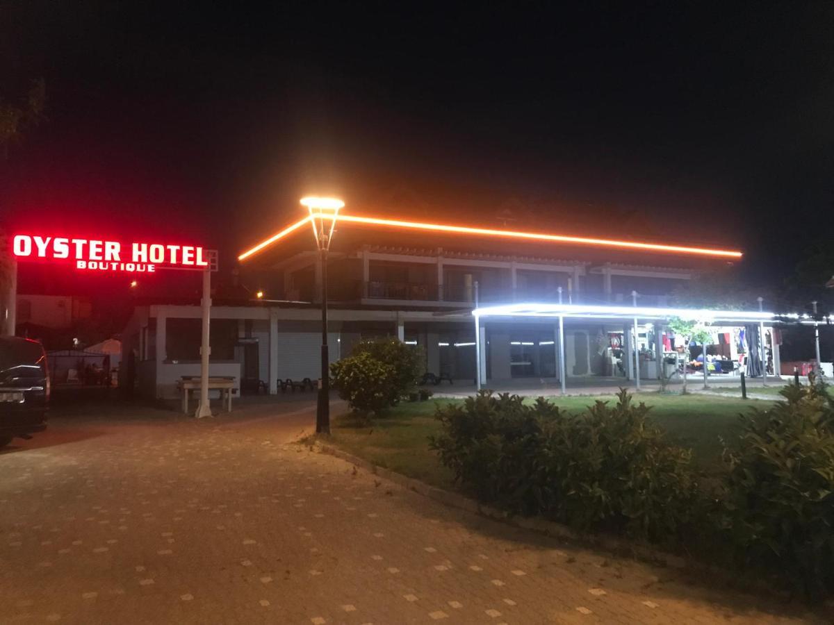 Oyster Boutique Hotel Side Exterior foto